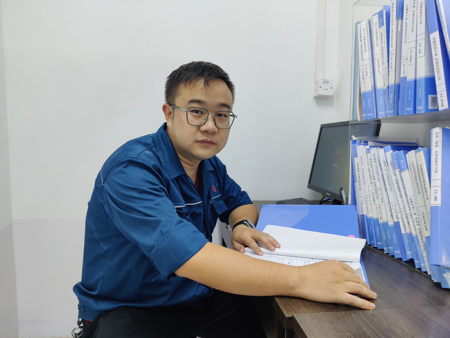 2022年度國邦醫藥優秀科技奮斗者——馮時宇